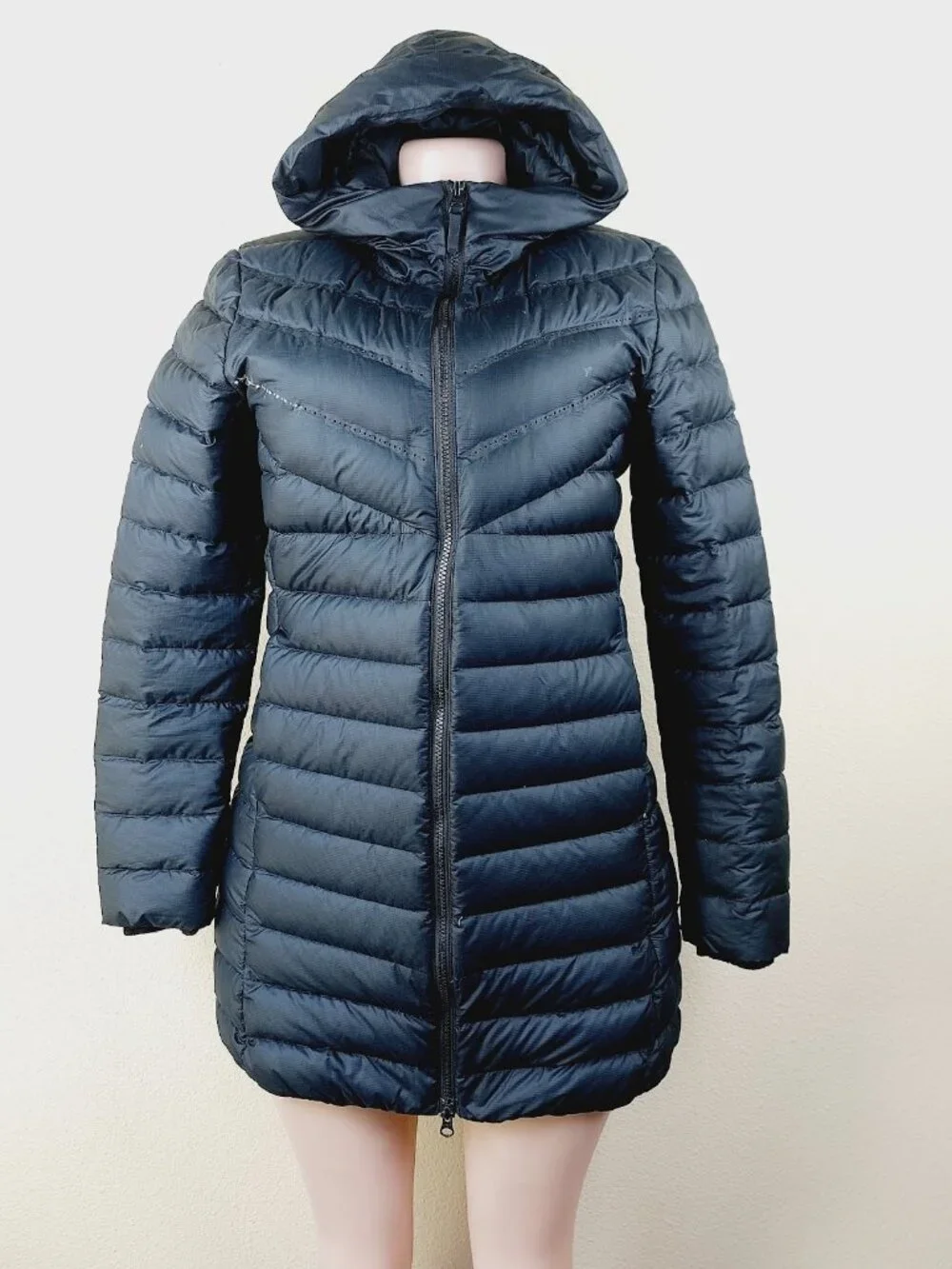 Nike Women's Black Sportswear Hooded Insulated Down Parka Jacket Size S